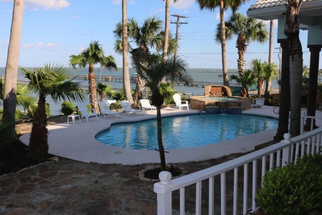 D&R Pelican Bay Resort Rockport Exterior photo