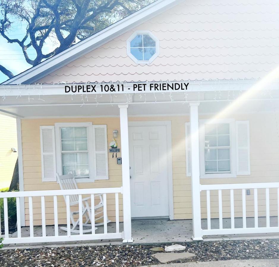 D&R Pelican Bay Resort Rockport Exterior photo